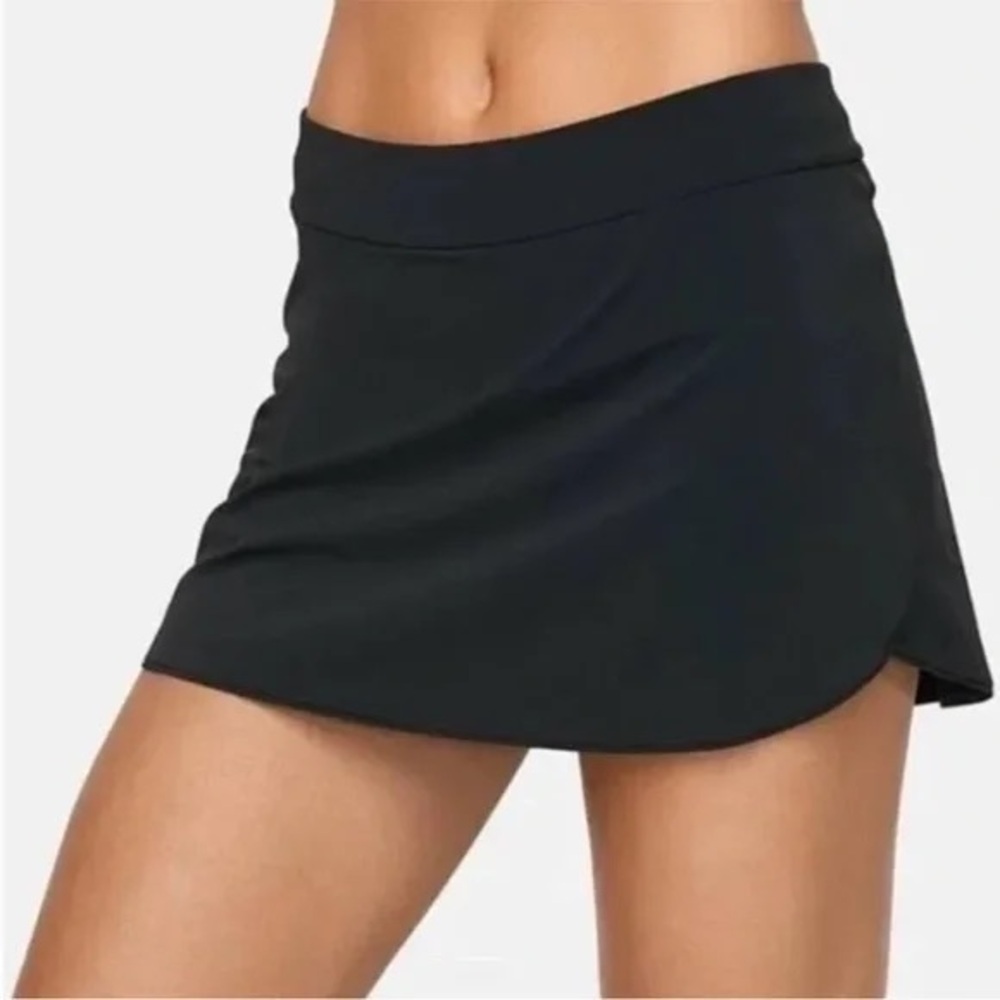 Outdoor Voices black Exercise 3” Skort - Picture 2 of 5